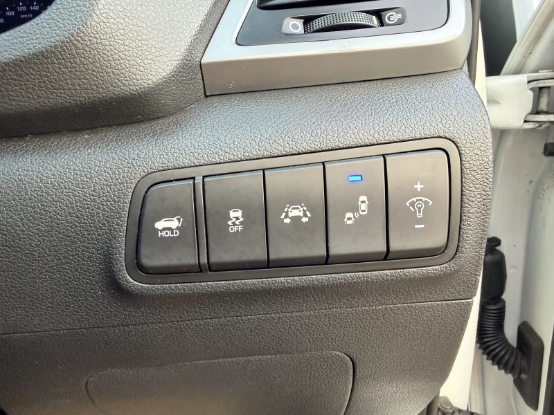 Hyundai Tucson Premium SE 2.0 CRDi Euro 6 (s/s) (136 ps) 2015 — photo 13 of 38