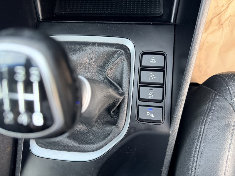 Hyundai Tucson Premium SE 2.0 CRDi Euro 6 (s/s) (136 ps) 2015 — photo 12 of 38