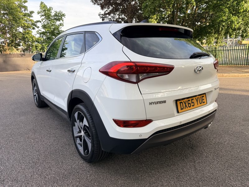 Hyundai Tucson Premium SE 2.0 CRDi Euro 6 (s/s) (136 ps) 2015 — photo 6 of 38