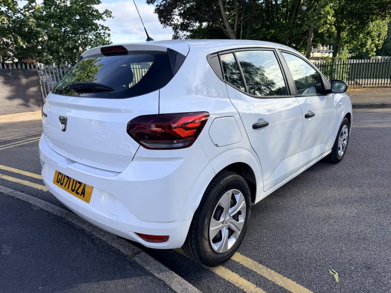 Dacia Sandero 1.0 SCe Essential Euro 6 2021 — photo 4 of 60