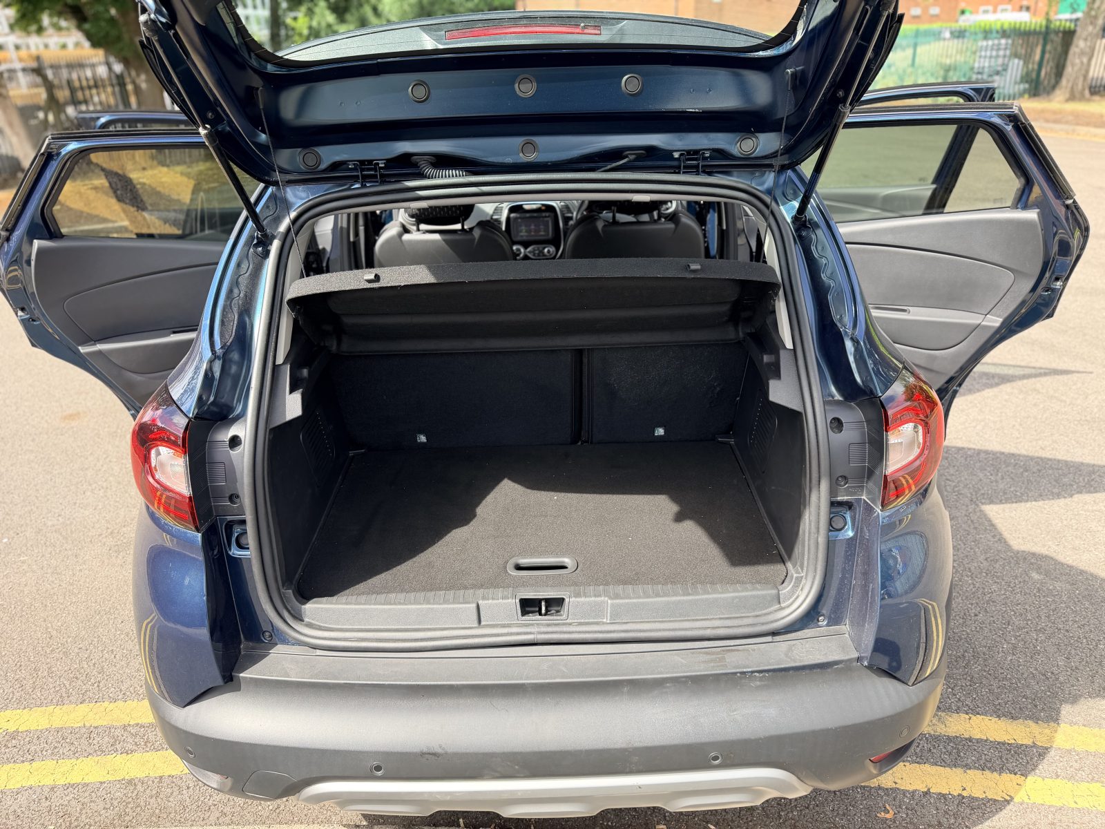 1.2 TCe ENERGY Dynamique S Nav SUV 5dr Petrol Manual Euro 6 (s/s) (120 ps) — photo 35