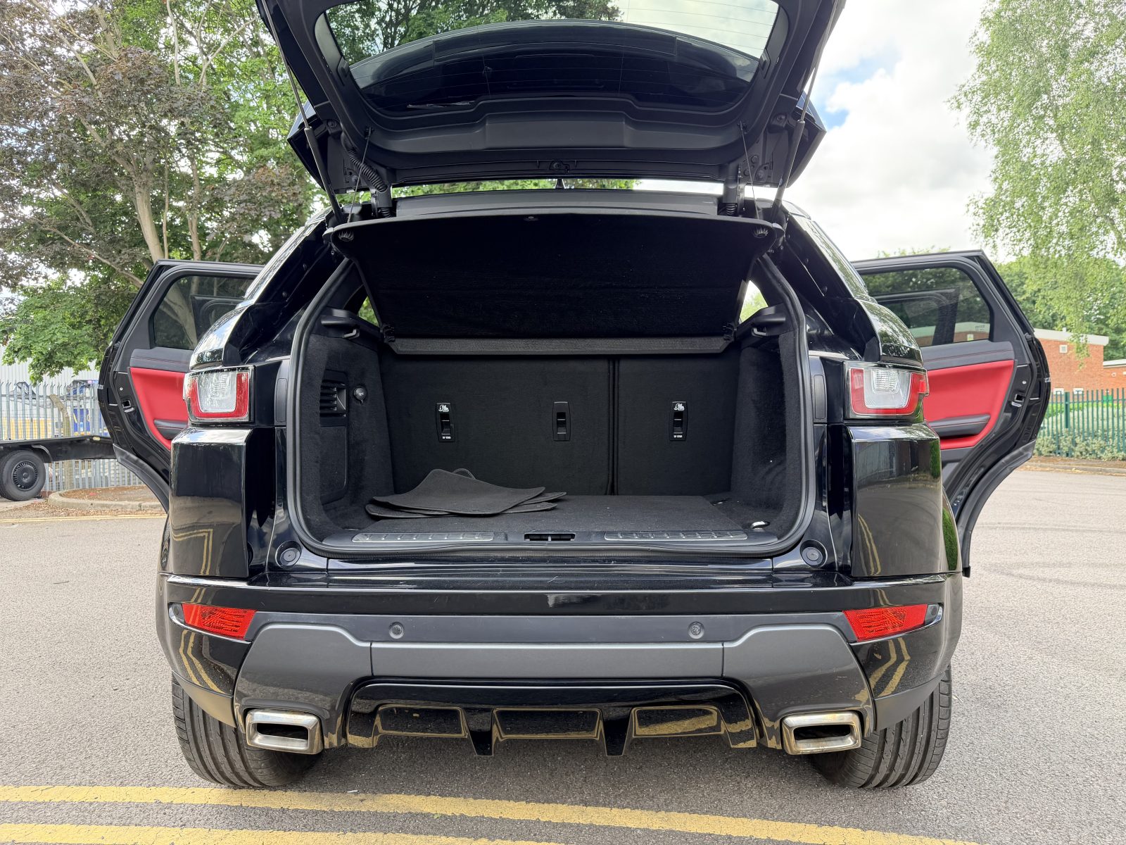 Land Rover Range Rover Evoque HSE Dynamic Auto 4WD 2017 — photo 34