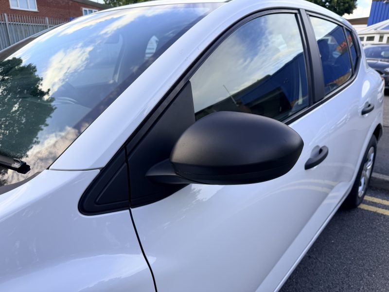 Dacia Sandero 1.0 SCe Essential Euro 6 2021 — photo 48 of 60