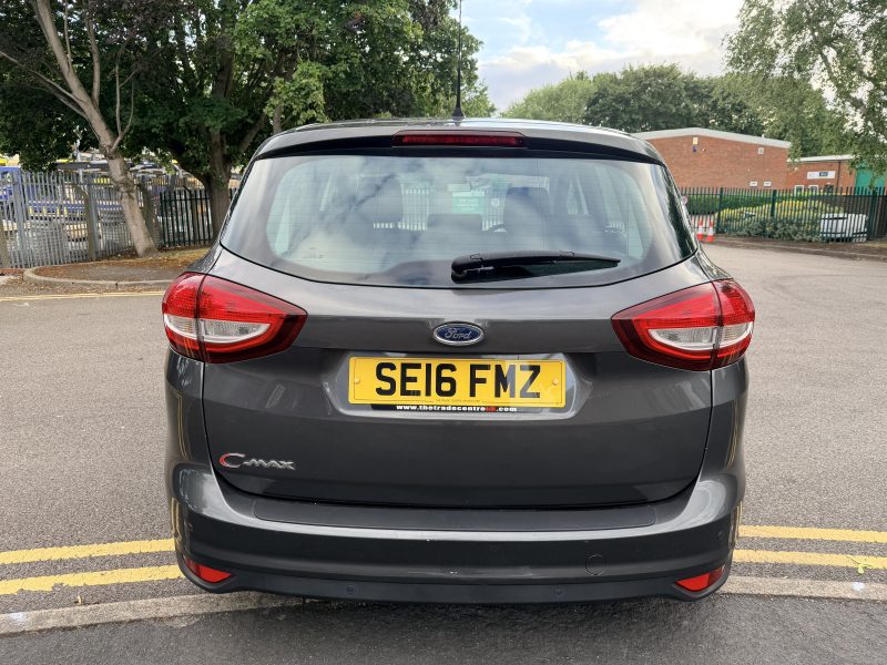 Ford C-Max Zetec TDCi 2016 — photo 7 of 61