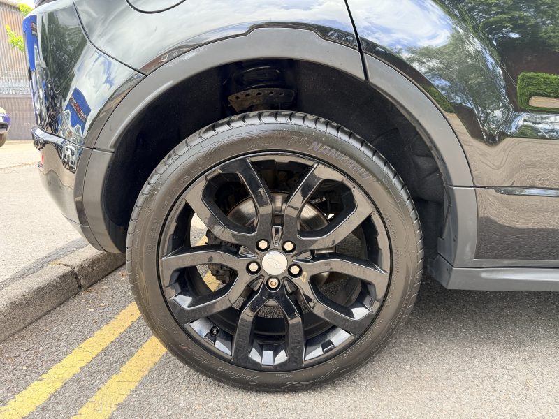 Land Rover Range Rover Evoque HSE Dynamic Auto 4WD 2017 — photo 51 of 53