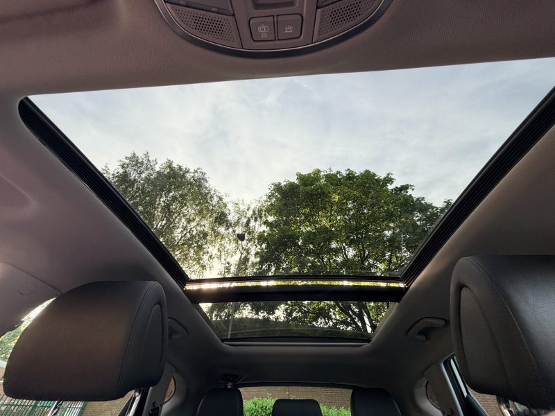 Hyundai Tucson Premium SE 2.0 CRDi Euro 6 (s/s) (136 ps) 2015 — photo 33 of 38
