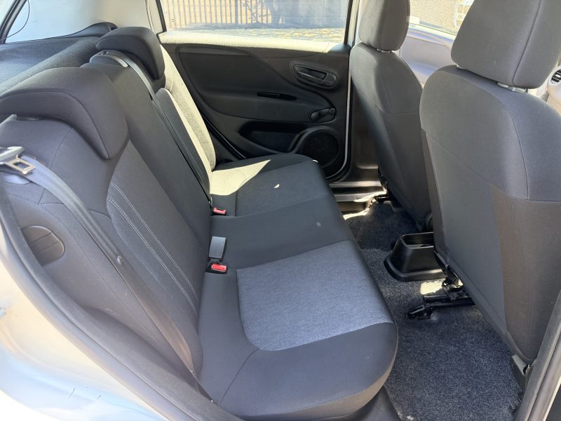 Fiat Punto Pop + 1.2 Pop + Euro 6 (69 bhp) 2016 — photo 35 of 38