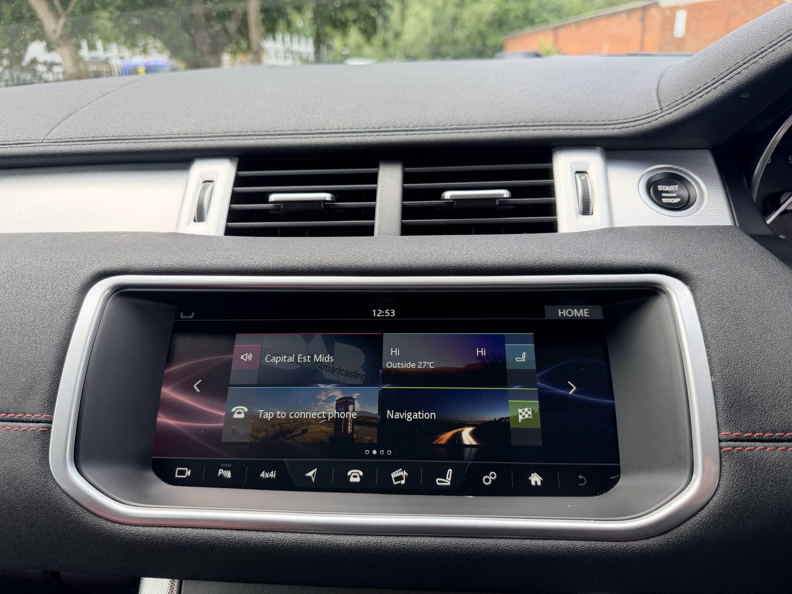 Land Rover Range Rover Evoque HSE Dynamic Auto 4WD 2017 — photo 37