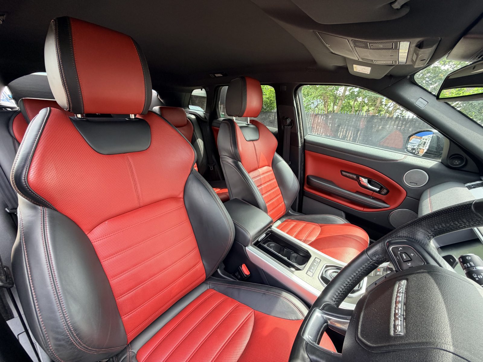 Land Rover Range Rover Evoque HSE Dynamic Auto 4WD 2017 — photo 11