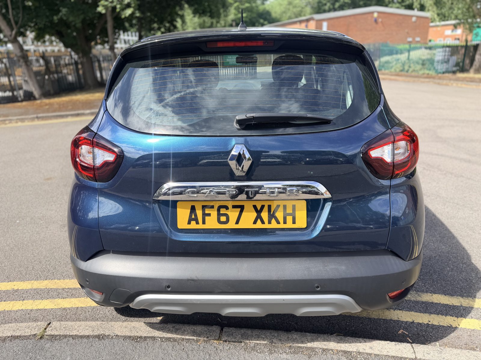 1.2 TCe ENERGY Dynamique S Nav SUV 5dr Petrol Manual Euro 6 (s/s) (120 ps) — photo 8