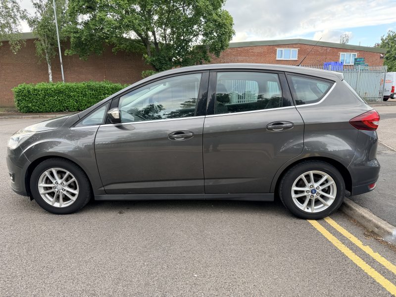 Ford C-Max Zetec TDCi 2016 — photo 6 of 61