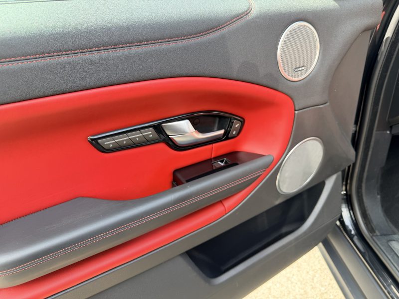 Land Rover Range Rover Evoque HSE Dynamic Auto 4WD 2017 — photo 32 of 53
