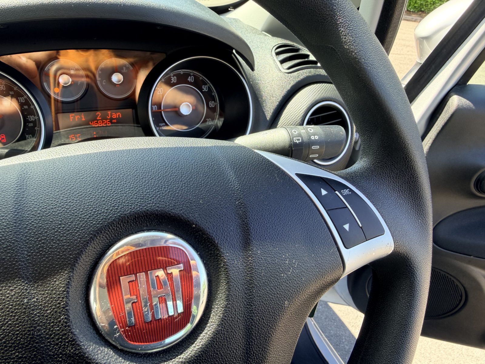 Fiat Punto Pop + 1.2 Pop + Hatchback 5dr Petrol Euro 6 (69 bhp) — photo 22