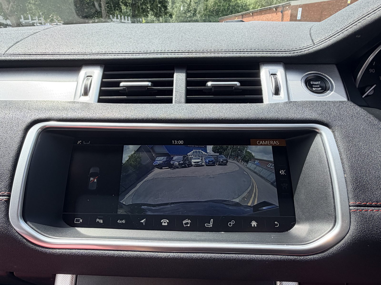 Land Rover Range Rover Evoque HSE Dynamic Auto 4WD 2017 — photo 40