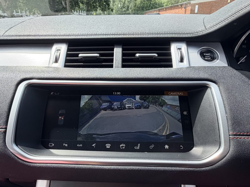 Land Rover Range Rover Evoque HSE Dynamic Auto 4WD 2017 — photo 40 of 53