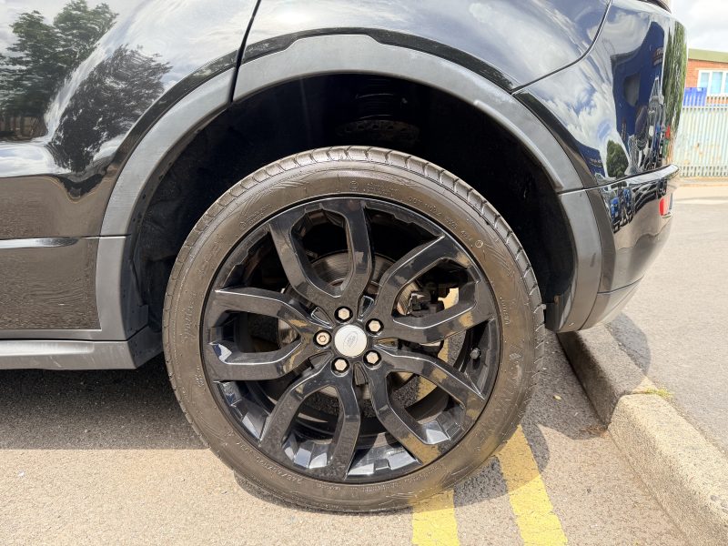 Land Rover Range Rover Evoque HSE Dynamic Auto 4WD 2017 — photo 52 of 53