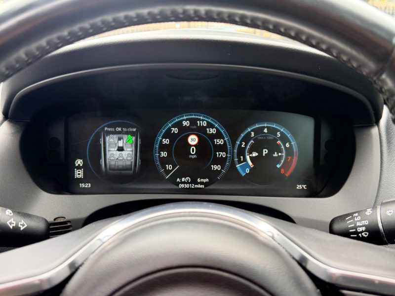 Jaguar F-PACE SUV 3.0 V6 S Petrol Auto AWD Euro 6 (s/s) (380 ps 2017 — photo 77 of 97