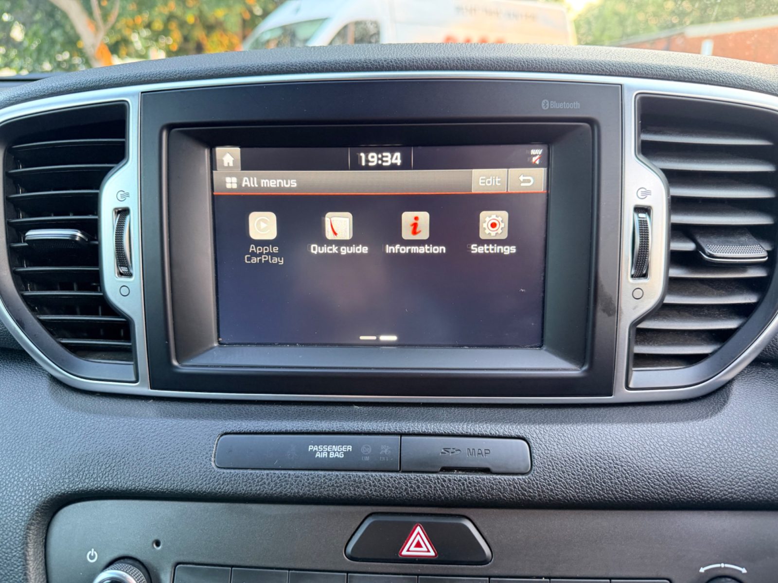Kia Sportage 2018 — photo 32