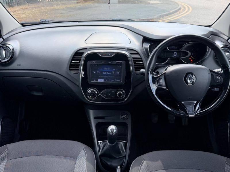 Renault Captur Dynamique 0.9 TCe Energy Dynamique Nav Euro 6 (90ps) 2015 — photo 11 of 50