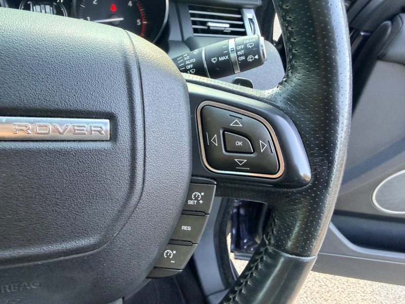 Land Rover Range Rover Evoque HSE Dynamic Lux Euro 6 - 4WD (s/s) (180PS) 2015 — photo 21 of 76