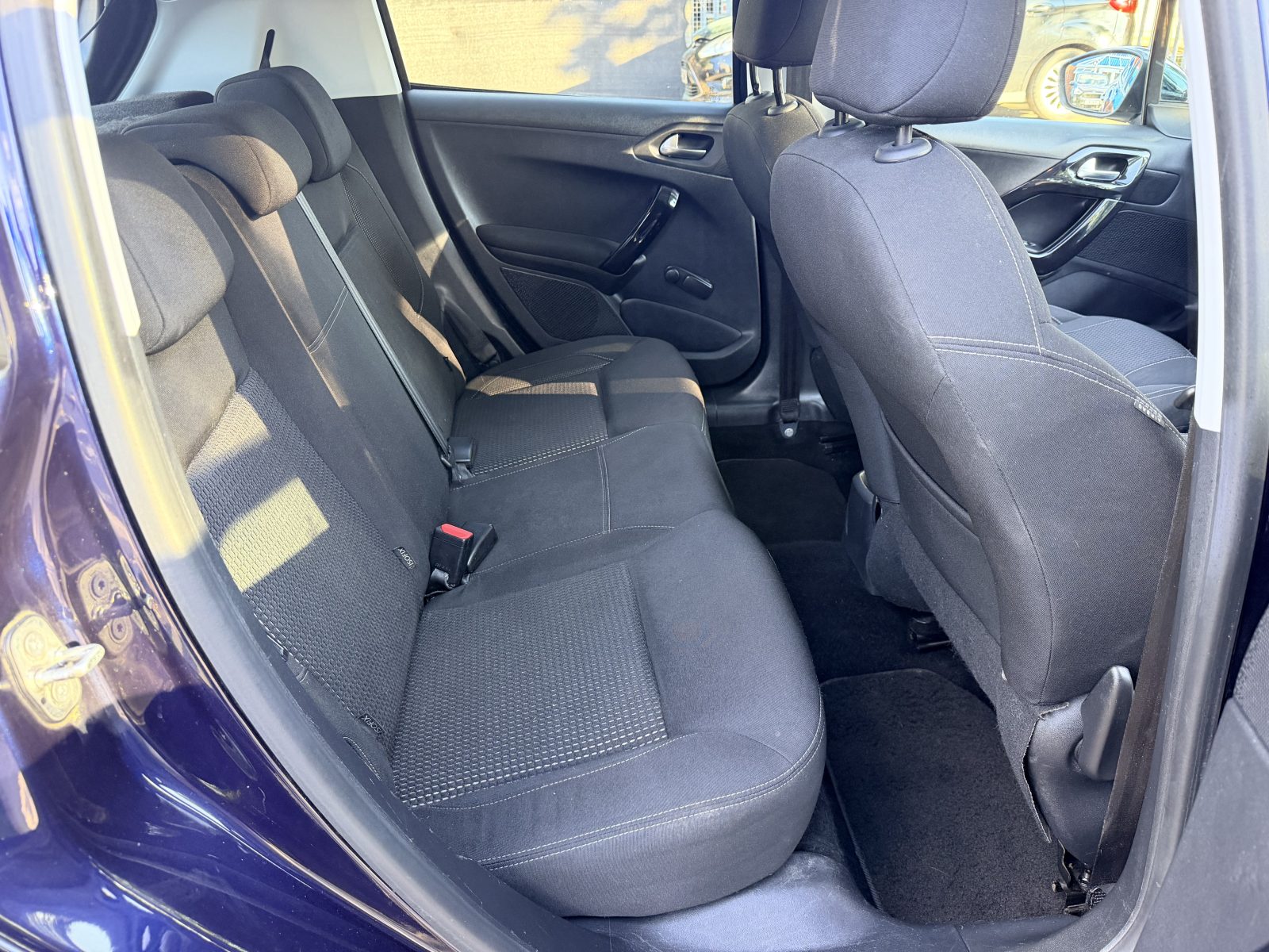 Paugeot 208 1.2 PURETECH 82 ALLURE 2018 — photo 21