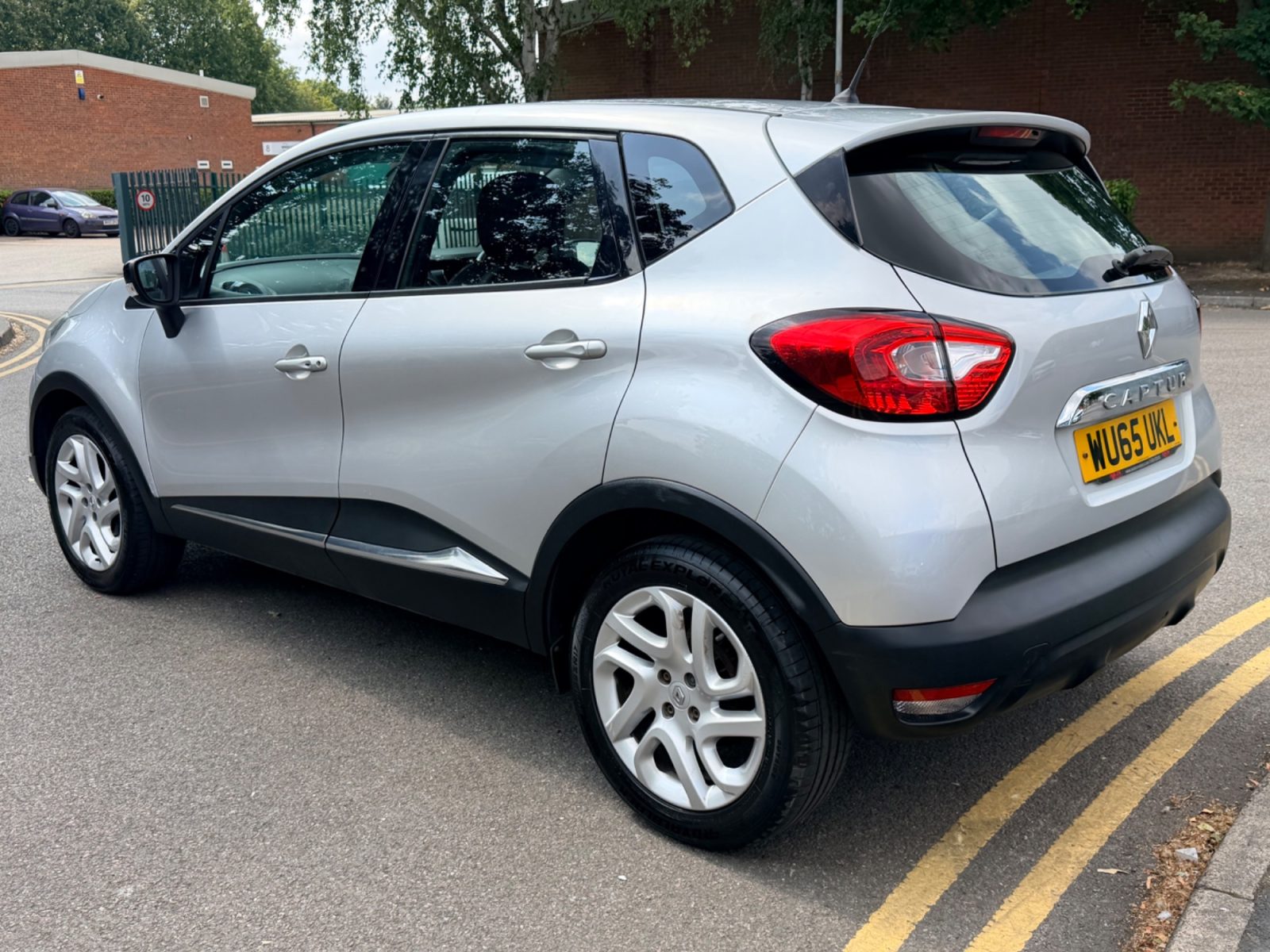 Renault Captur Dynamique Nav 0.9 TCe ENERGY Dynamique Nav Euro 6 2015 — photo 8