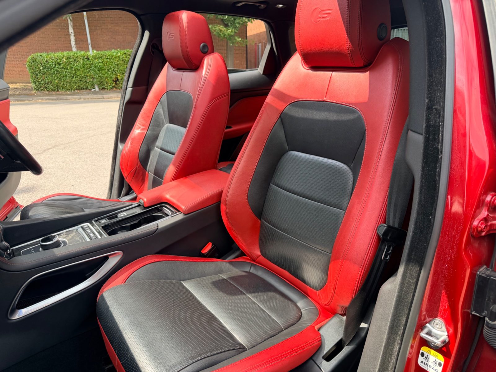 Jaguar F-PACE SUV 3.0 V6 S SUV Petrol Auto AWD Euro 6 (s/s) (380 ps 2017 — photo 35