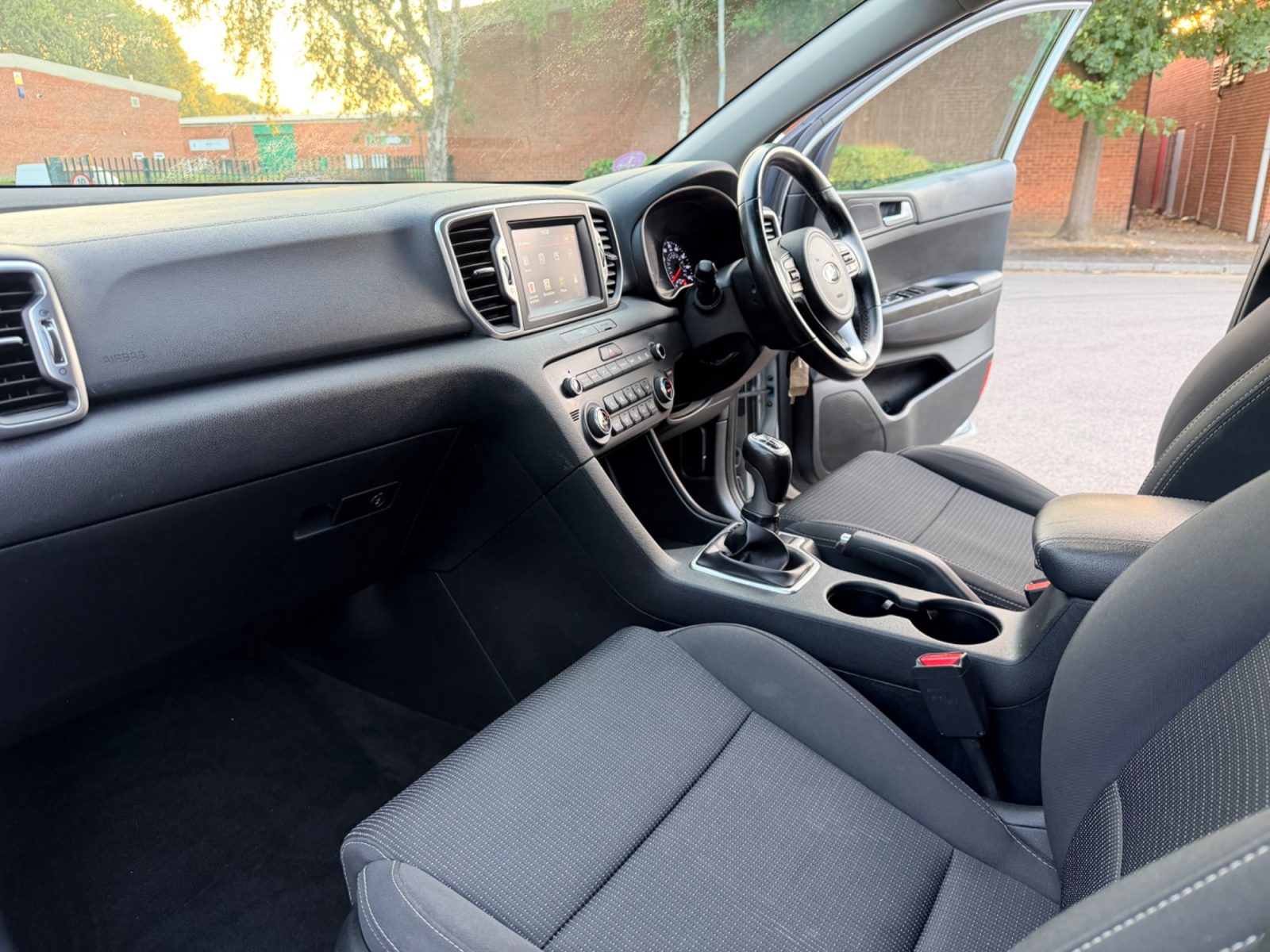 Kia Sportage 2018 — photo 57