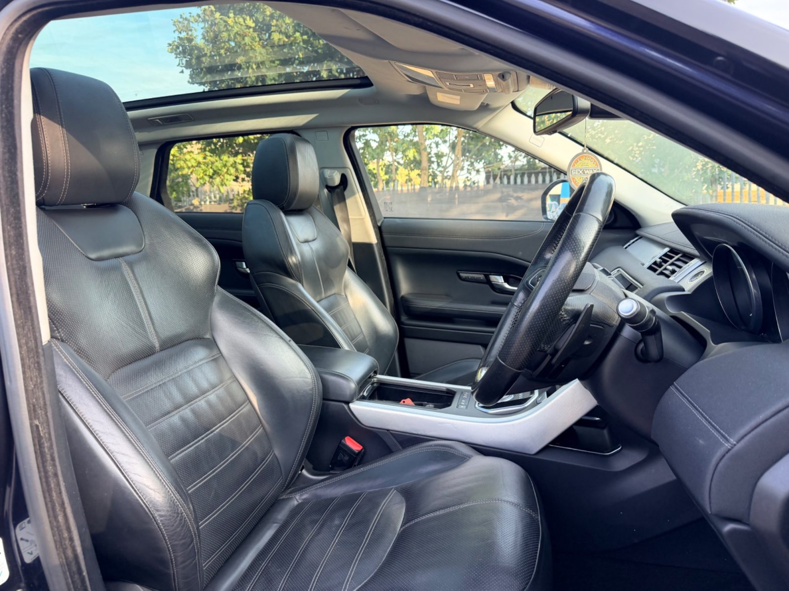 Land Rover Range Rover Evoque HSE Dynamic Lux Euro 6 2015 — photo 3