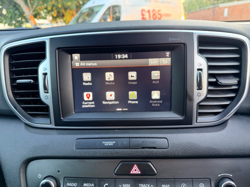 Kia Sportage 2 1.6 GDi 2 Euro 6 (s/s) (130 bhp) 2018 — photo 33 of 93