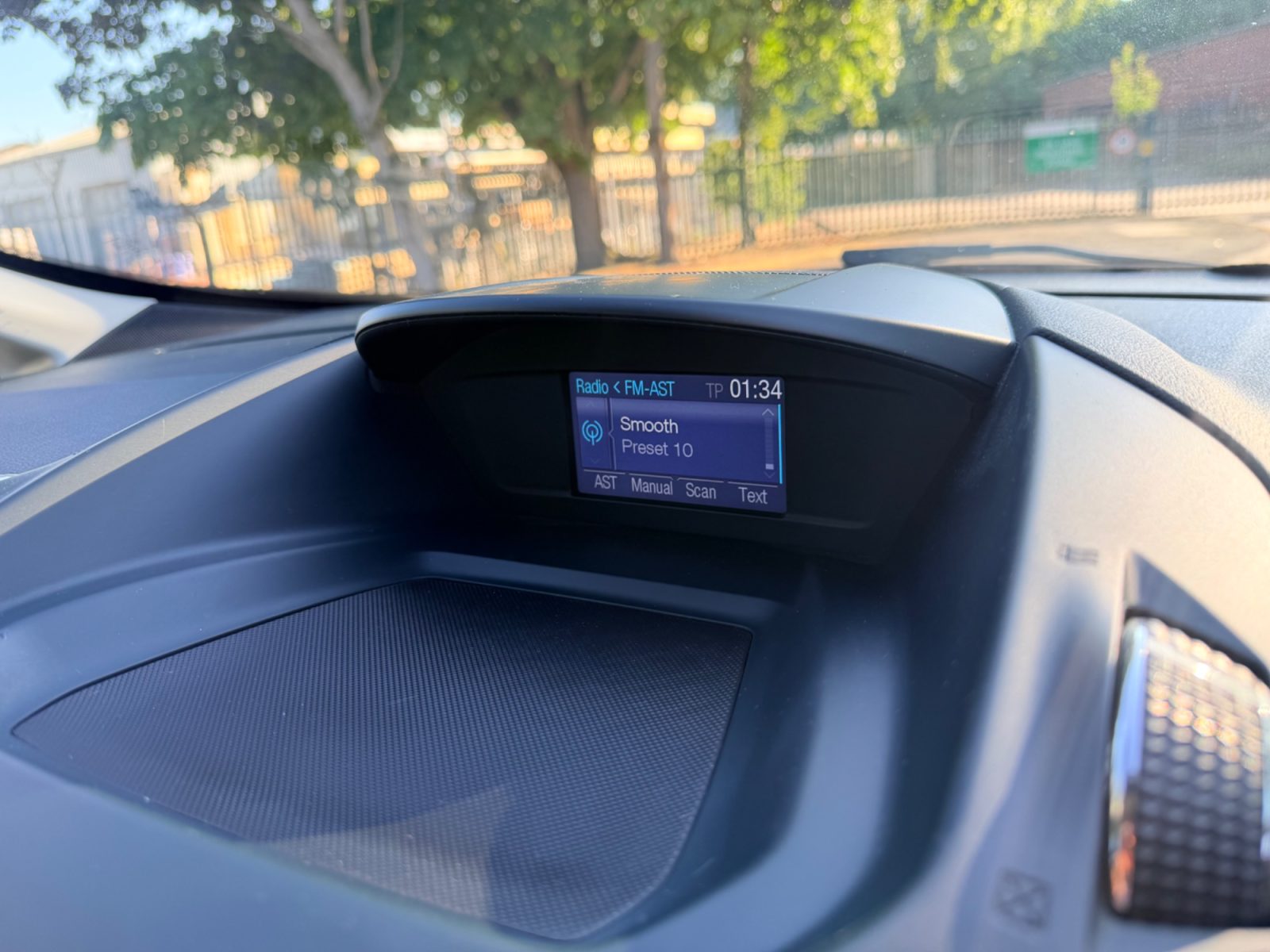 Ford C-Max Titanium 2013 — photo 20