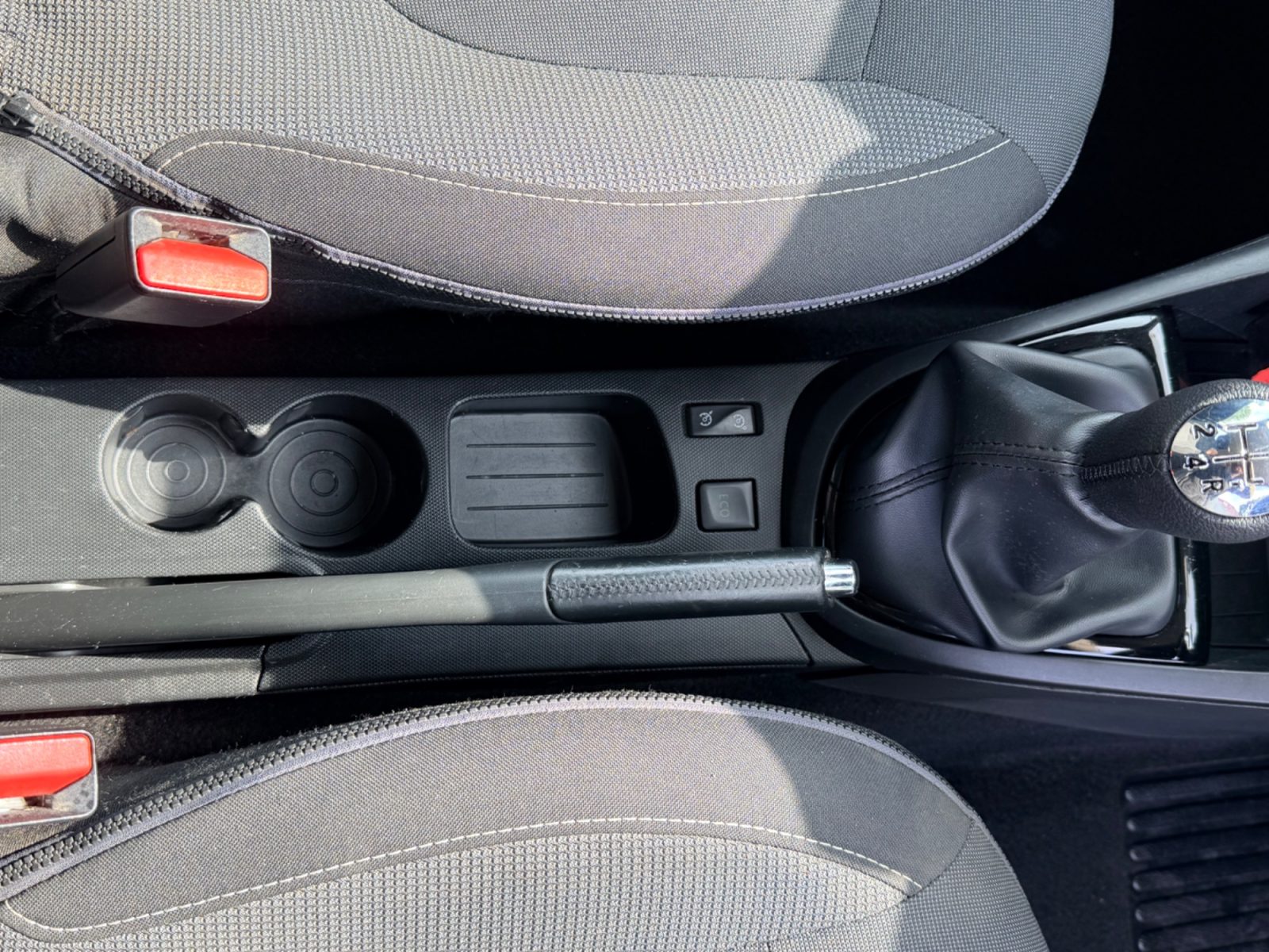 Renault Captur Dynamique Nav 0.9 TCe ENERGY Dynamique Nav Euro 6 2015 — photo 17