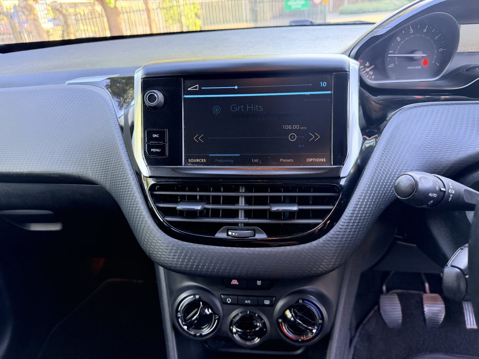Paugeot 208 1.2 PURETECH 82 ALLURE 2018 — photo 39