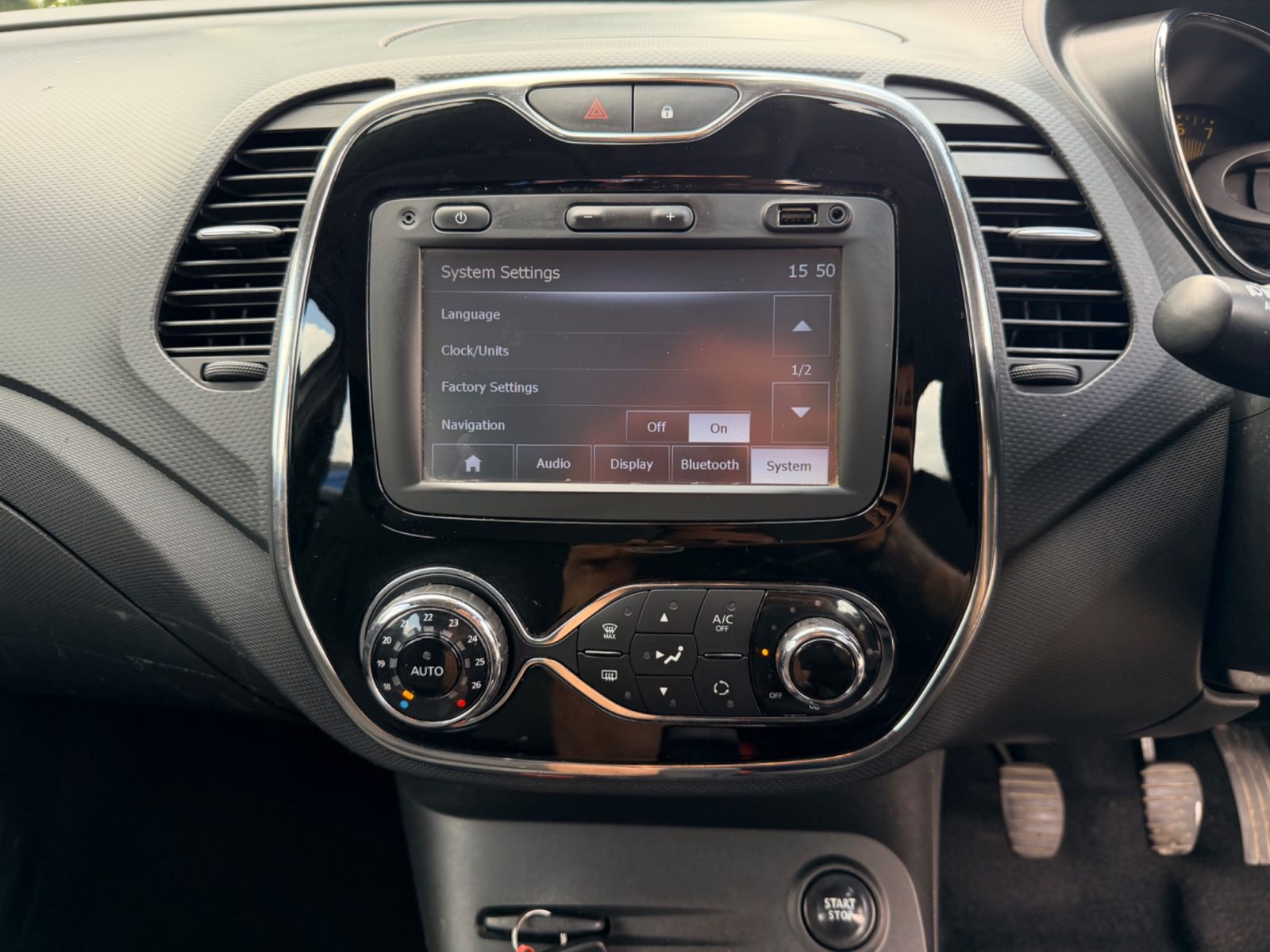 Renault Captur Dynamique Nav 0.9 TCe ENERGY Dynamique Nav Euro 6 2015 — photo 45
