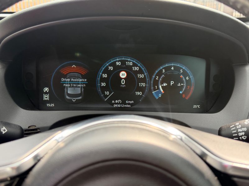 Jaguar F-PACE SUV 3.0 V6 S Petrol Auto AWD Euro 6 (s/s) (380 ps 2017 — photo 85 of 97