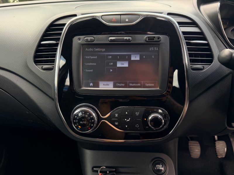 Renault Captur Dynamique 0.9 TCe Energy Dynamique Nav Euro 6 (90ps) 2015 — photo 43 of 50