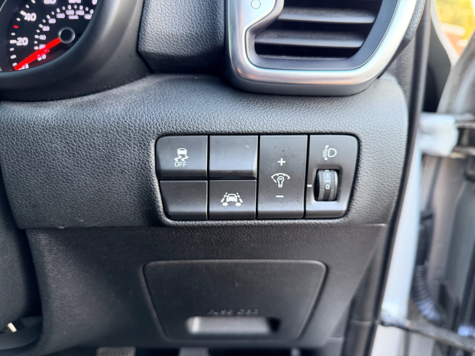 Kia Sportage 2018 — photo 26