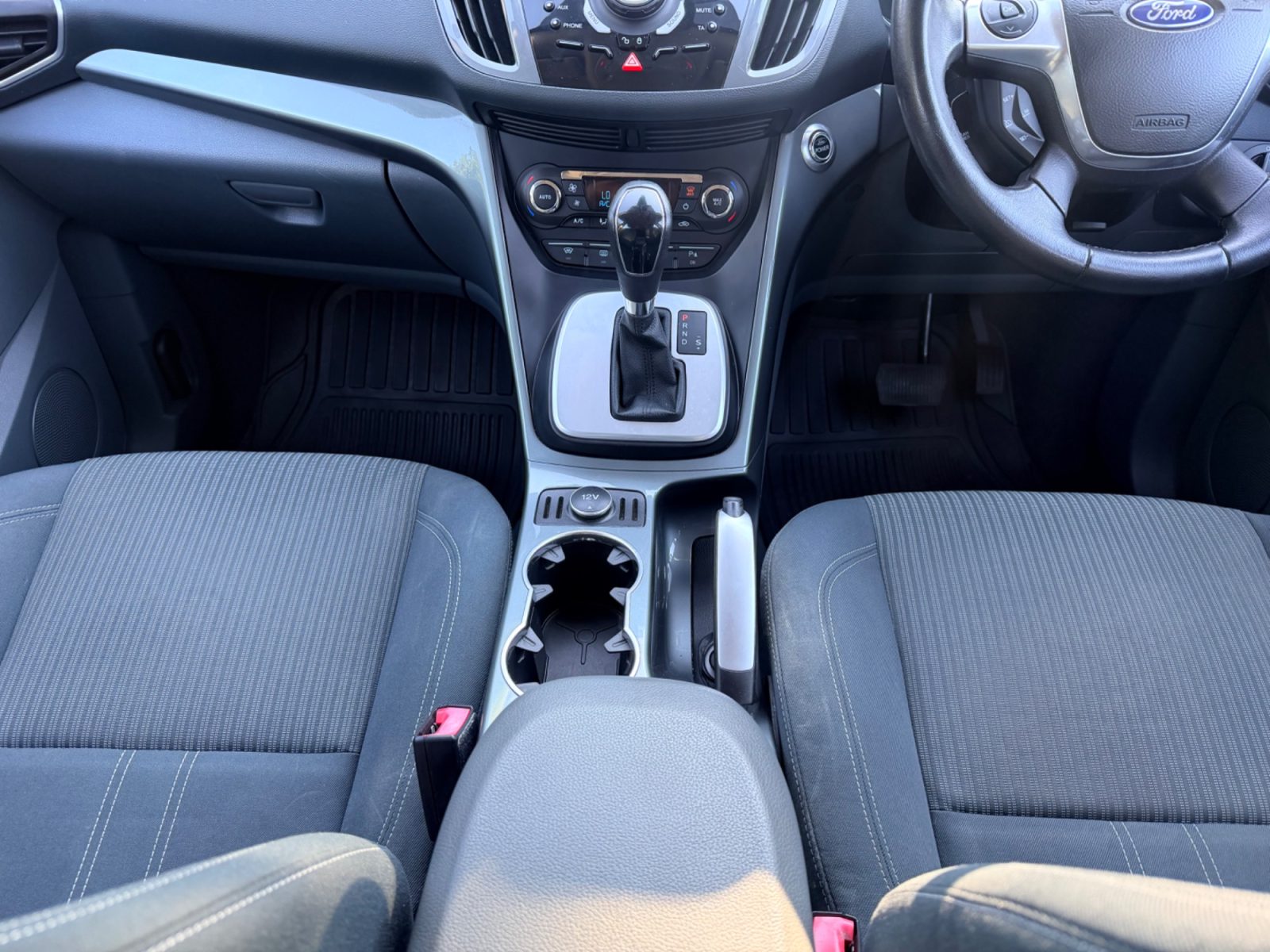 Ford C-Max Titanium 2013 — photo 10