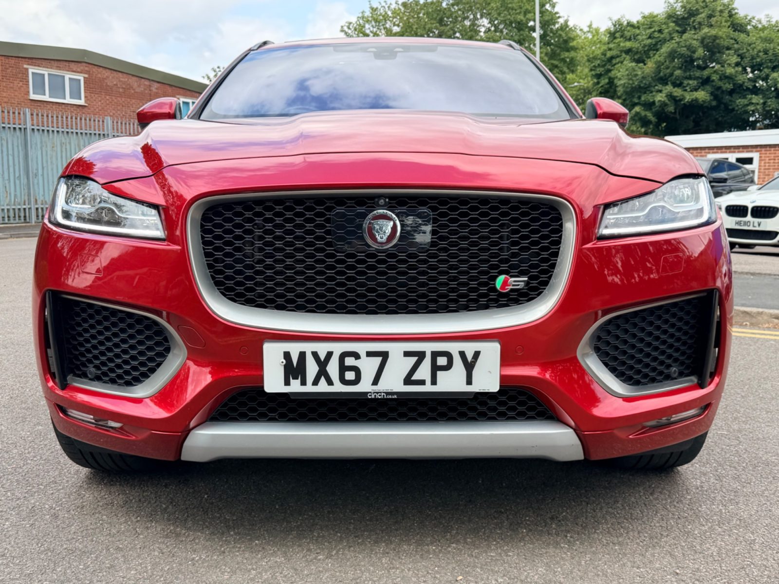 Jaguar F-PACE SUV 3.0 V6 S SUV Petrol Auto AWD Euro 6 (s/s) (380 ps 2017 — photo 11