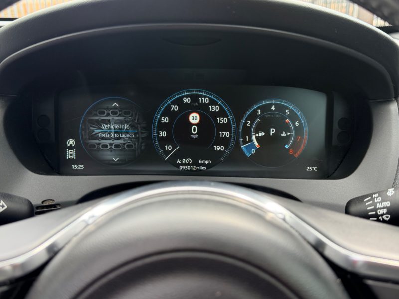 Jaguar F-PACE SUV 3.0 V6 S Petrol Auto AWD Euro 6 (s/s) (380 ps 2017 — photo 88 of 97