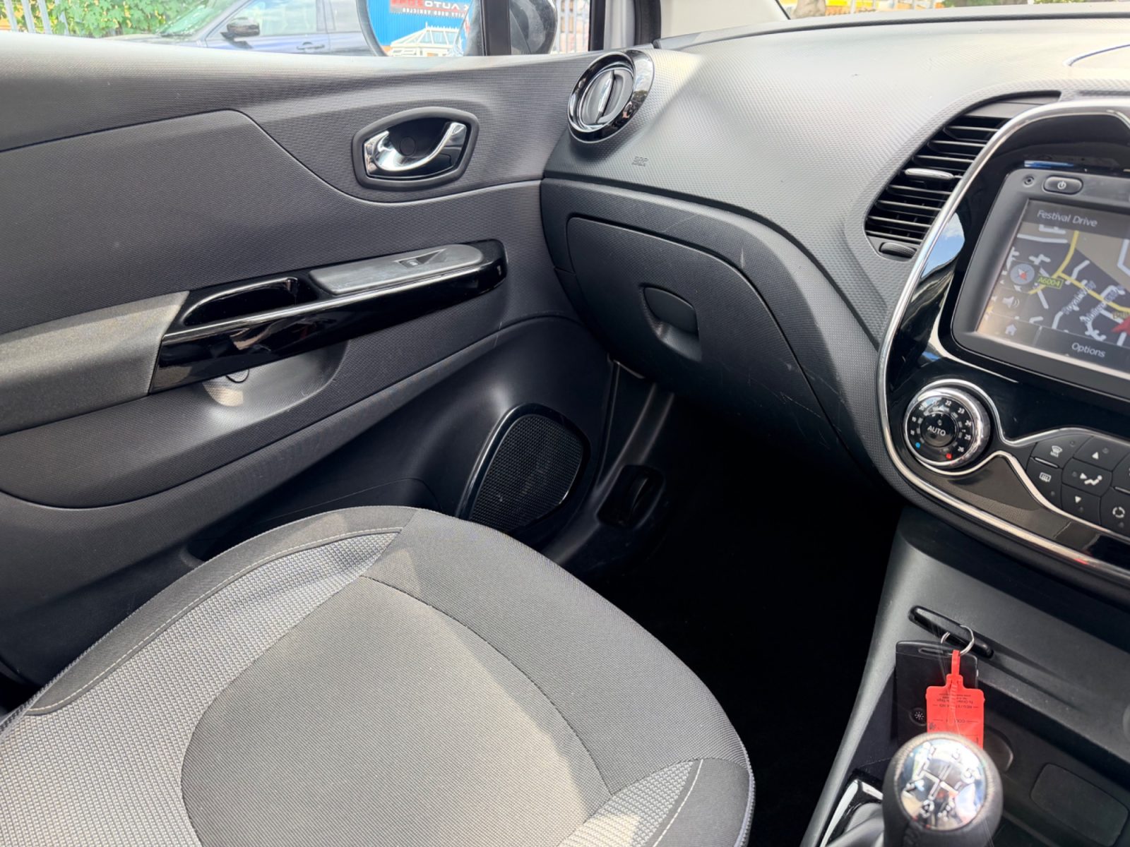 Renault Captur Dynamique Nav 0.9 TCe ENERGY Dynamique Nav Euro 6 2015 — photo 20