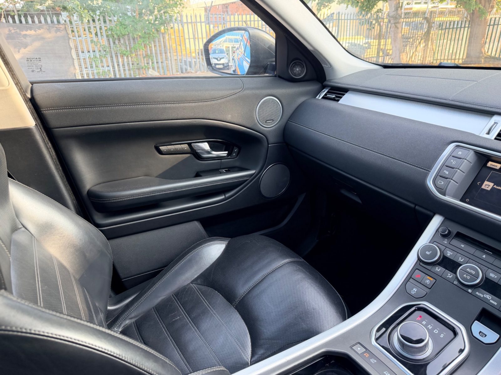 Land Rover Range Rover Evoque HSE Dynamic Lux Euro 6 2015 — photo 25