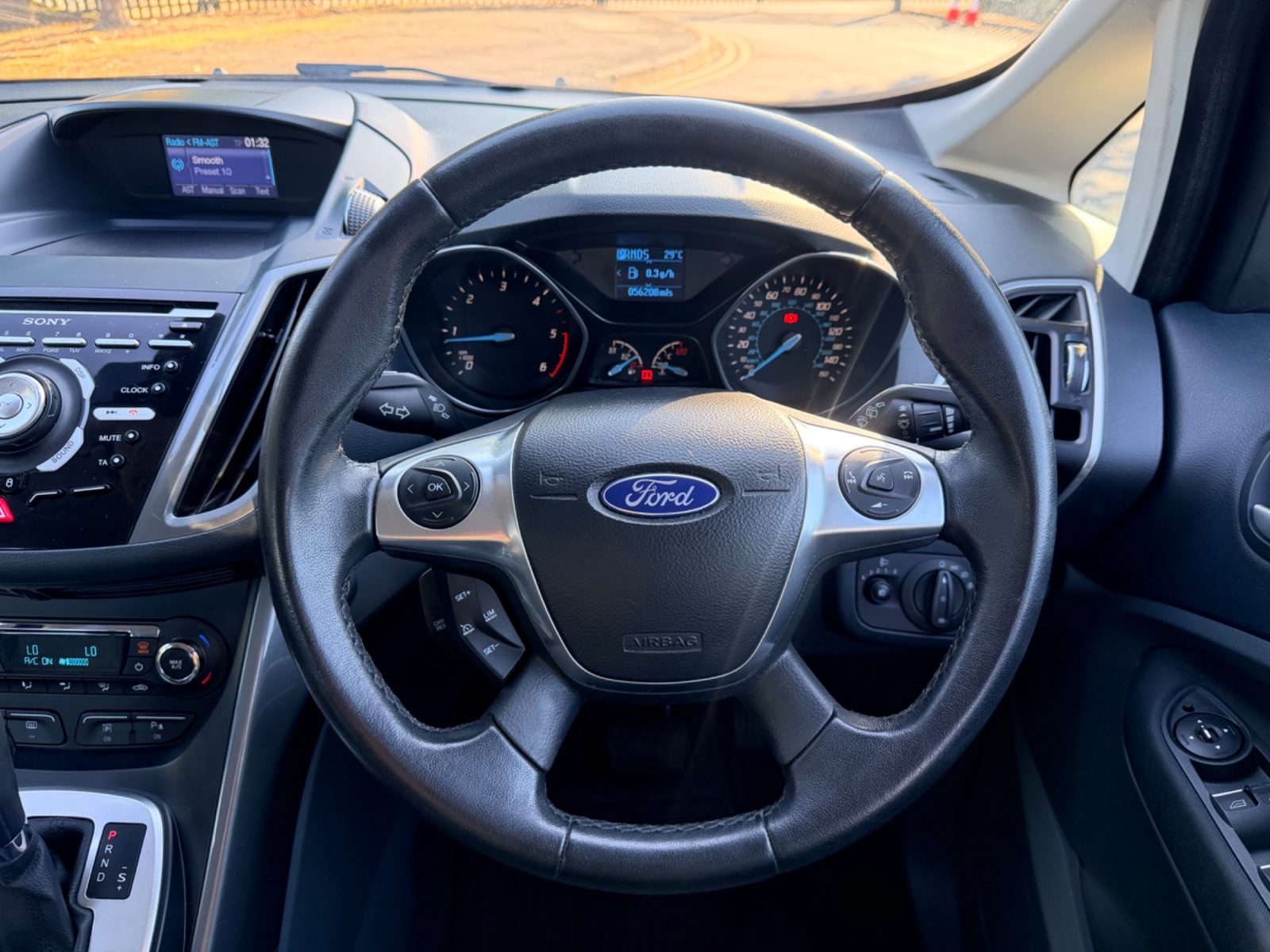 Ford C-Max Titanium 2013 — photo 11