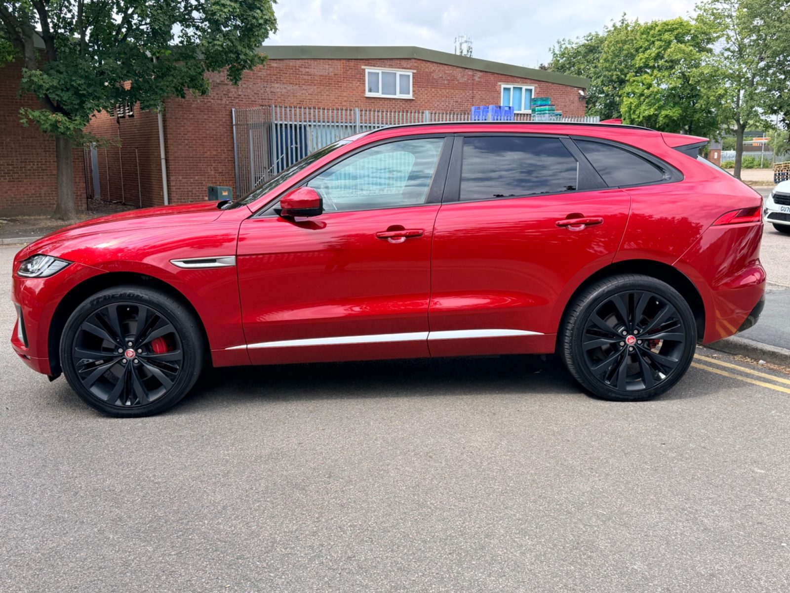 Jaguar F-PACE SUV 3.0 V6 S SUV Petrol Auto AWD Euro 6 (s/s) (380 ps 2017 — photo 5