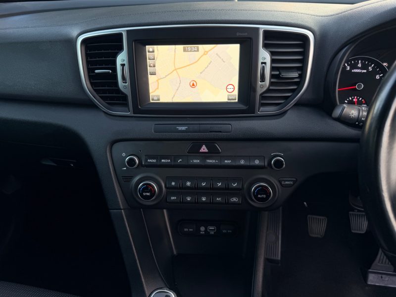 Kia Sportage 2 1.6 GDi 2 Euro 6 (s/s) (130 bhp) 2018 — photo 27 of 93