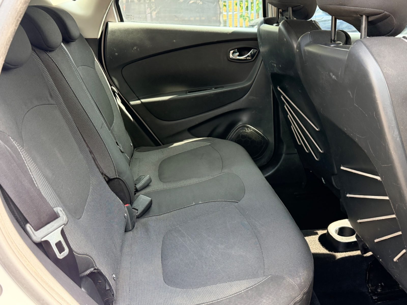 Renault Captur Dynamique Nav 0.9 TCe ENERGY Dynamique Nav Euro 6 2015 — photo 25
