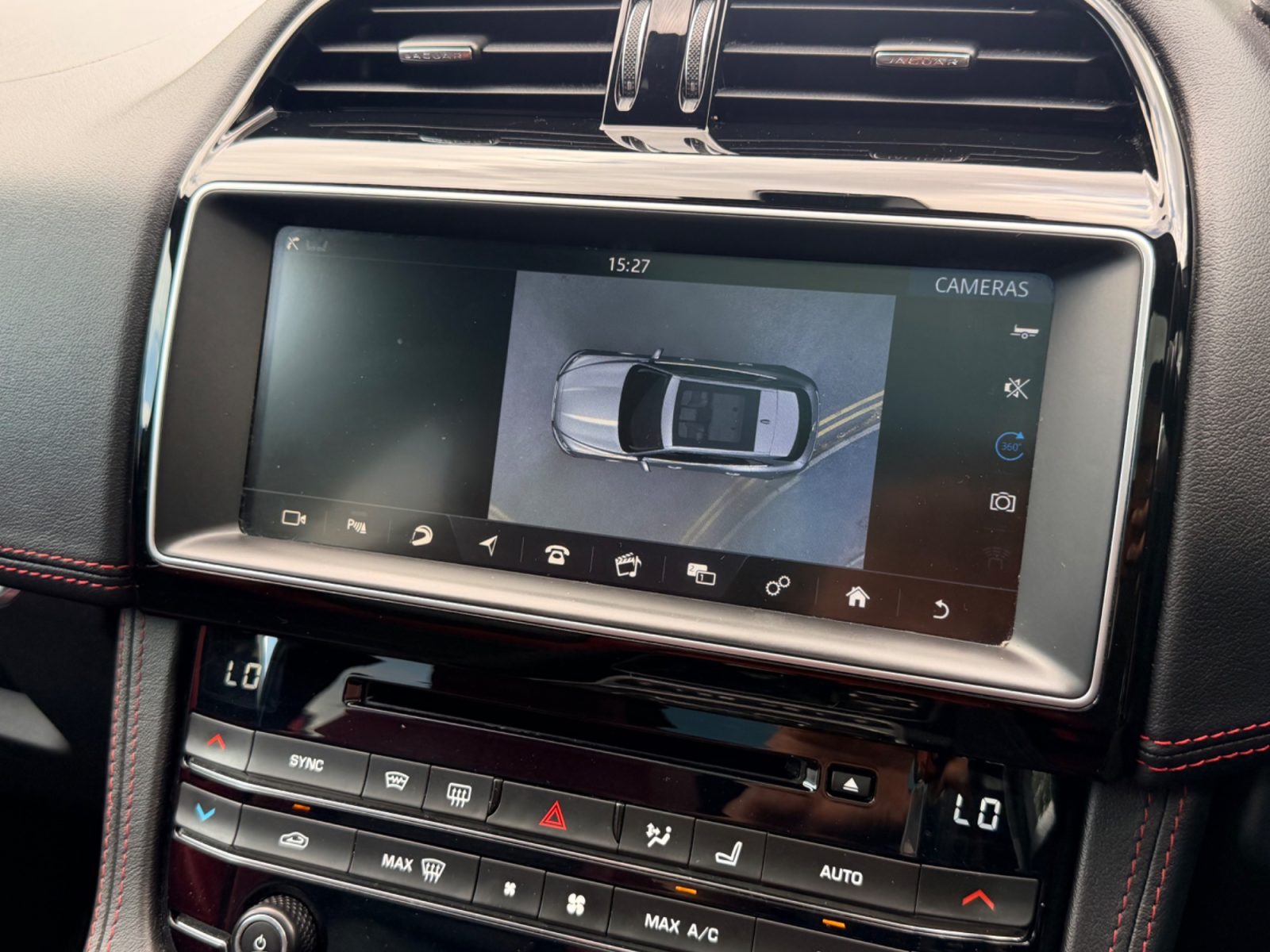 Jaguar F-PACE SUV 3.0 V6 S SUV Petrol Auto AWD Euro 6 (s/s) (380 ps 2017 — photo 68