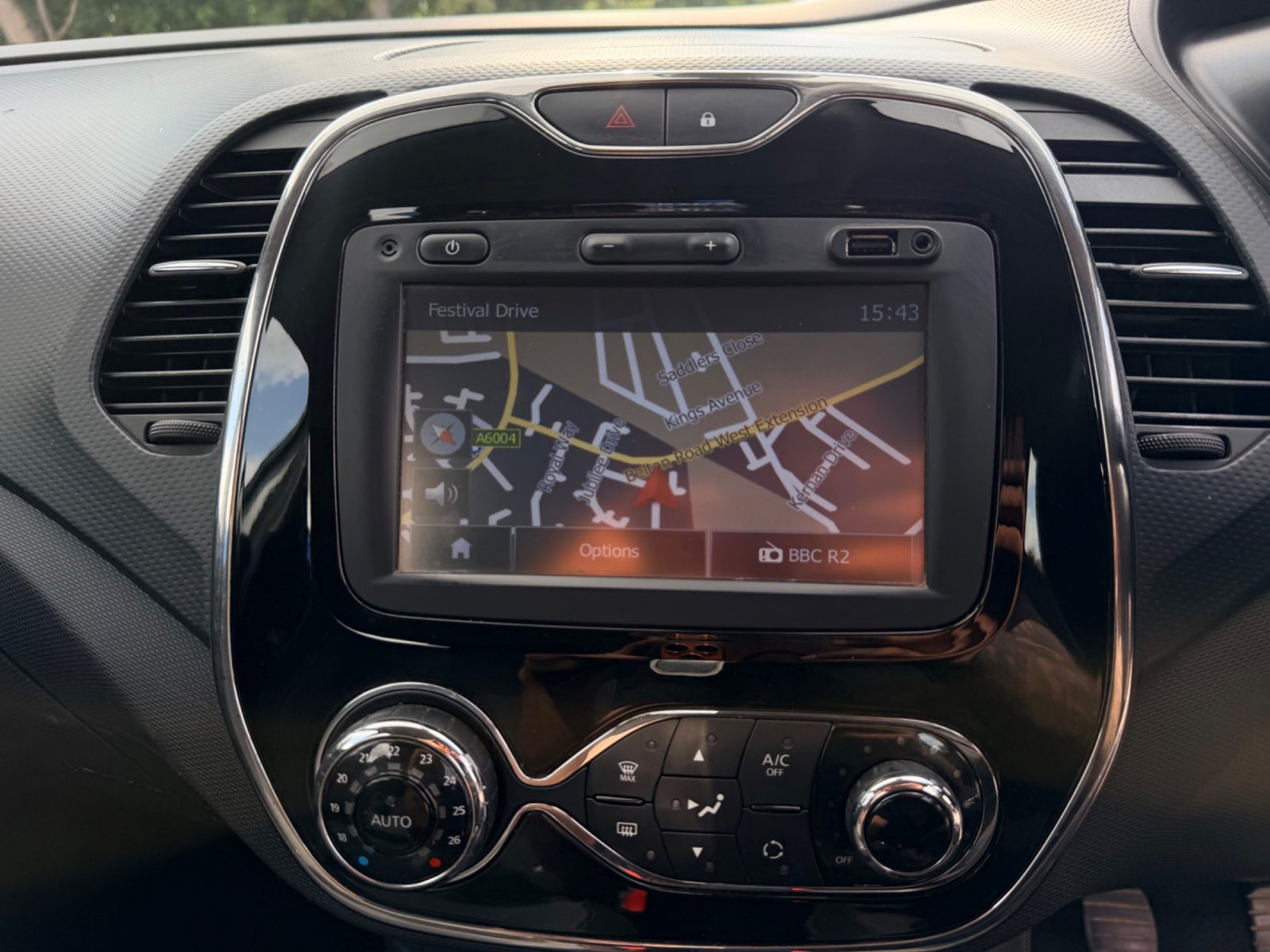 Renault Captur Dynamique Nav 0.9 TCe ENERGY Dynamique Nav Euro 6 2015 — photo 46