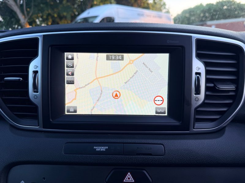 Kia Sportage 2 1.6 GDi 2 Euro 6 (s/s) (130 bhp) 2018 — photo 28 of 93