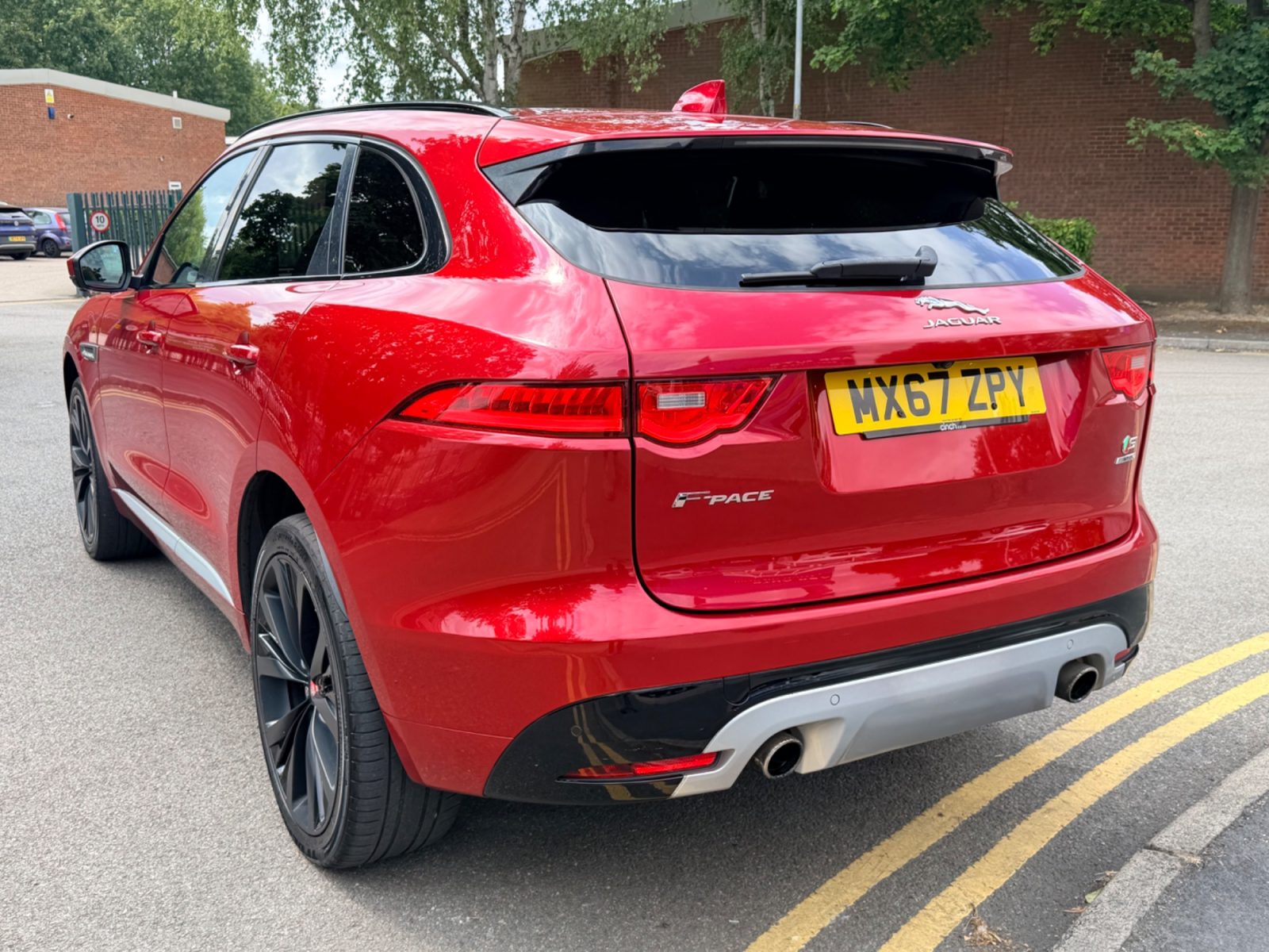 Jaguar F-PACE SUV 3.0 V6 S SUV Petrol Auto AWD Euro 6 (s/s) (380 ps 2017 — photo 7